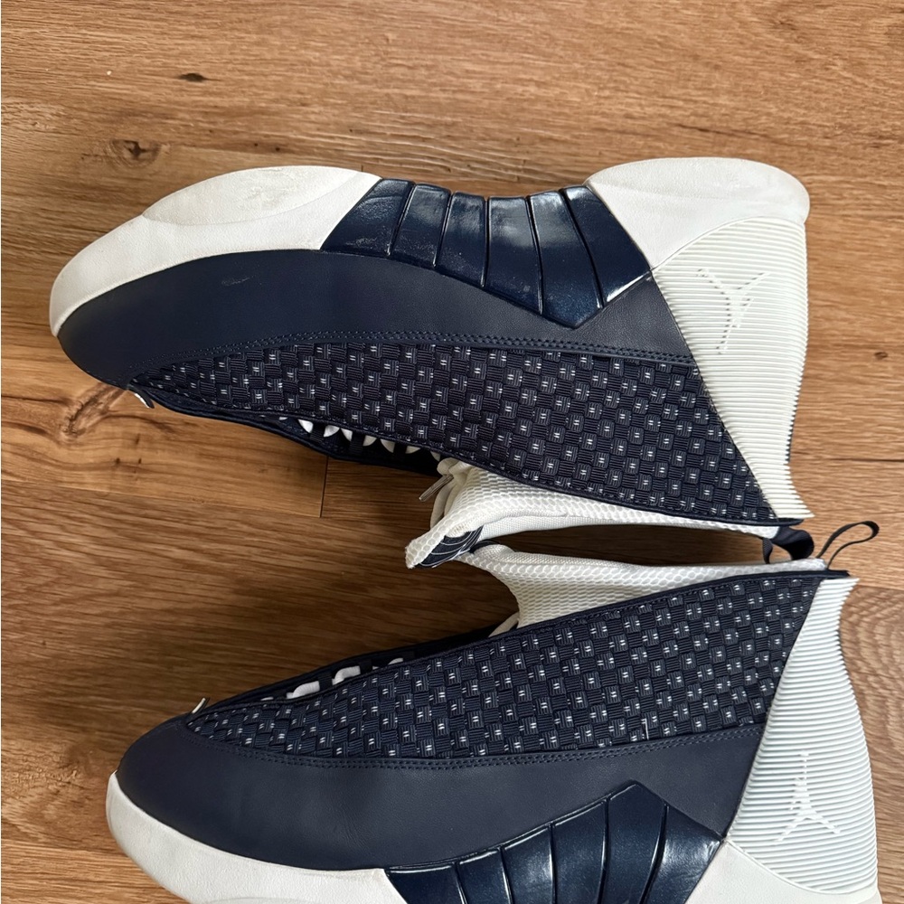 Jordan 15 obsidian (2017)